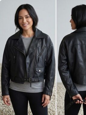NEW Women’s MAX STUDIO London Black Vegan Leather Crop Moto Jacket Size SmallNEW